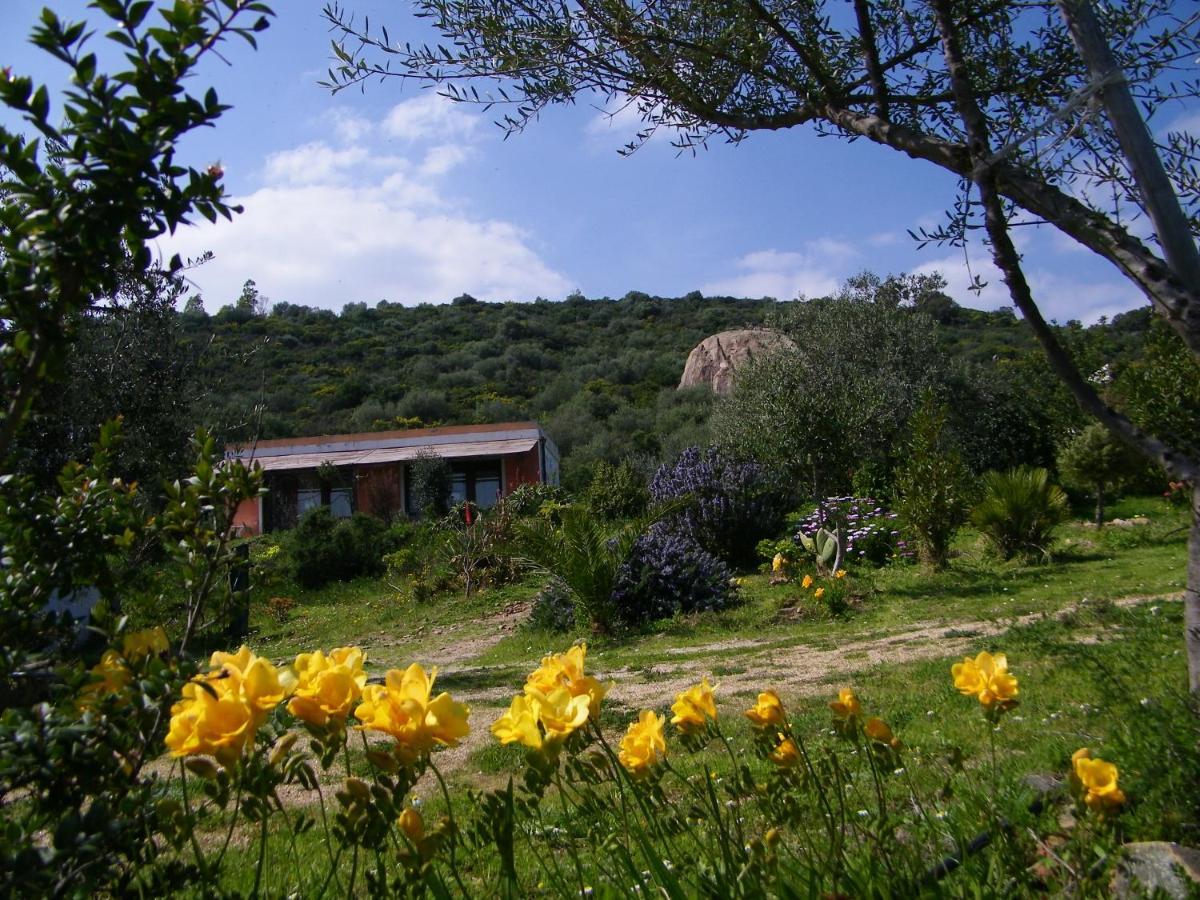 B&B Casa Per Ferie Villaggiocarovana Castiadas Bagian luar foto