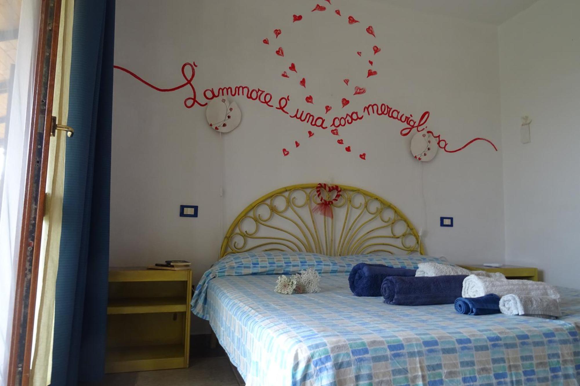 B&B Casa Per Ferie Villaggiocarovana Castiadas Bagian luar foto